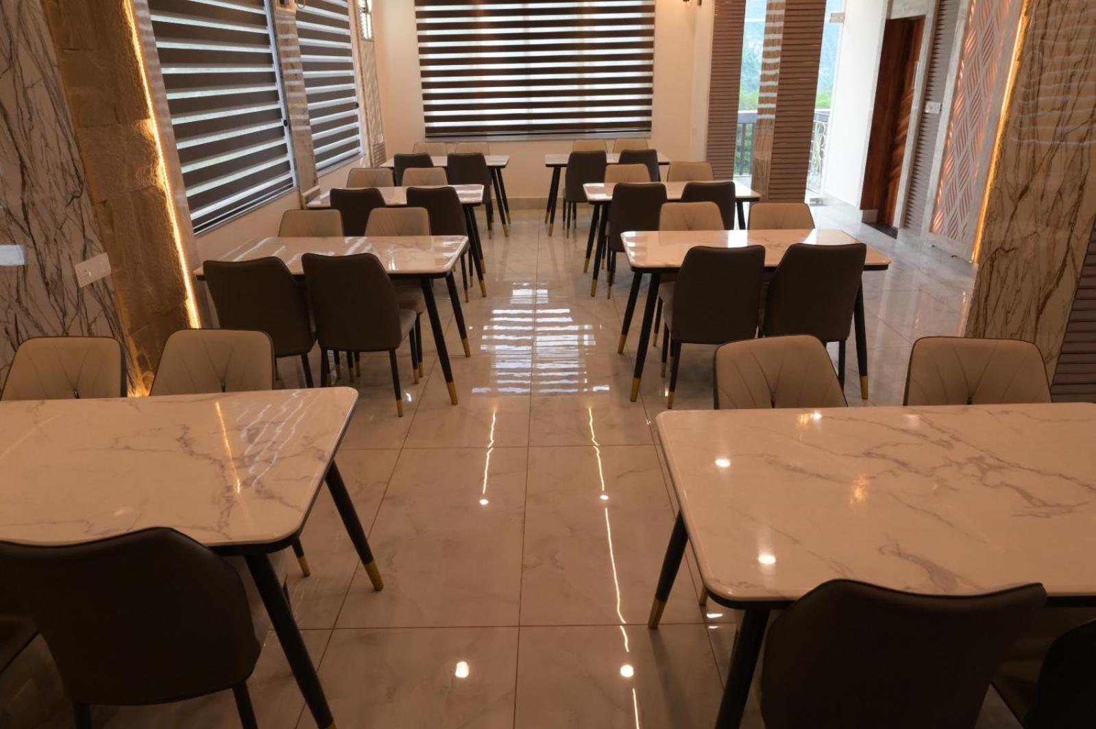Hotel Udit Inn Rudraprayāg Esterno foto